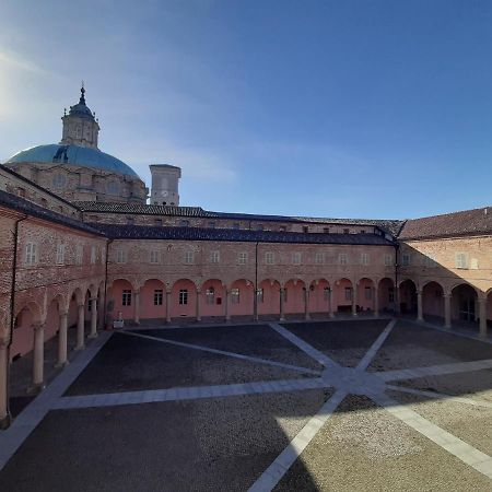 Casa Regina Montis Regalis Hotell Vicoforte Eksteriør bilde