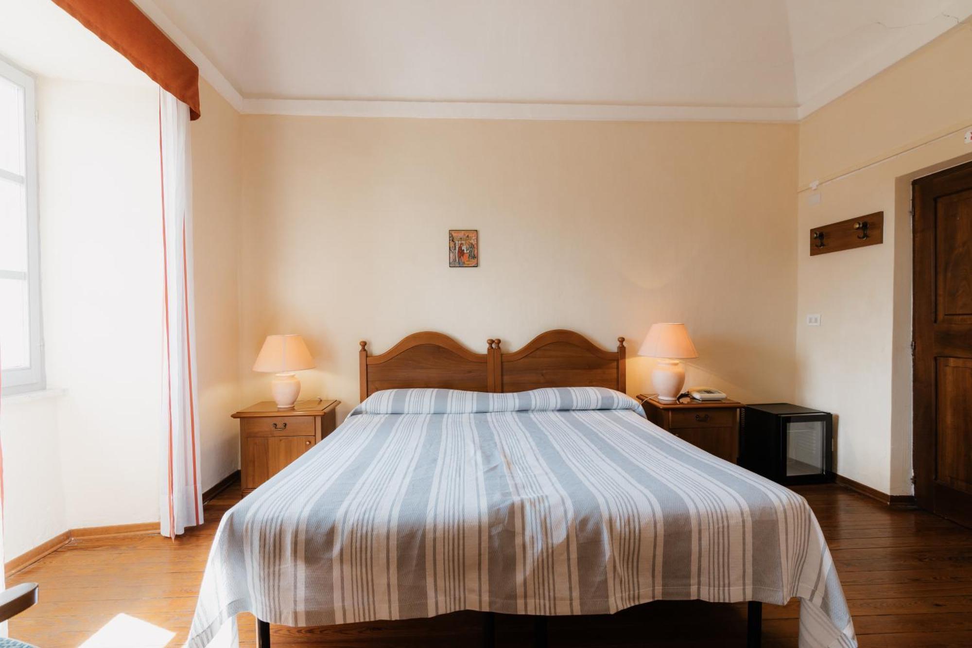 Casa Regina Montis Regalis Hotell Vicoforte Eksteriør bilde