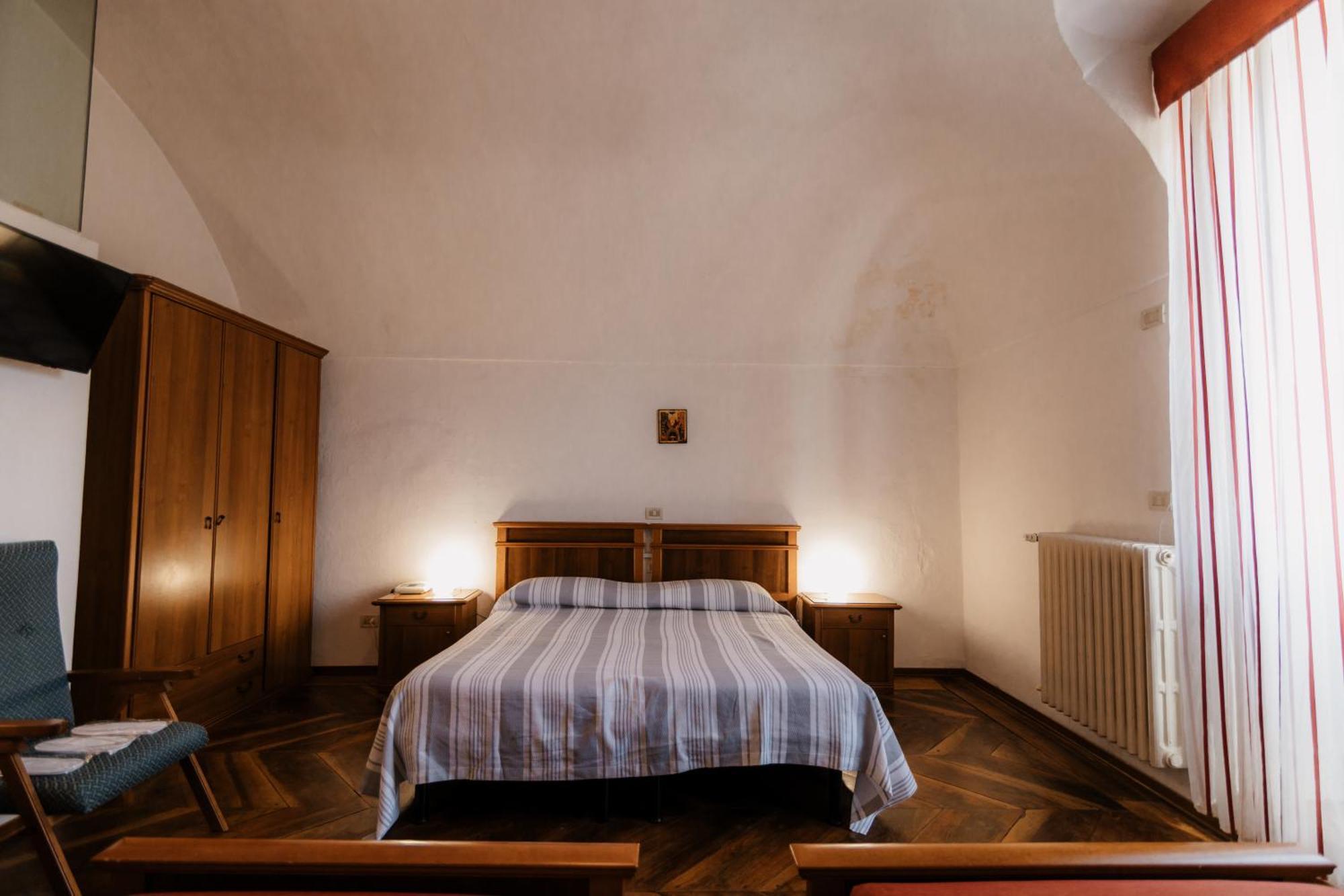 Casa Regina Montis Regalis Hotell Vicoforte Eksteriør bilde