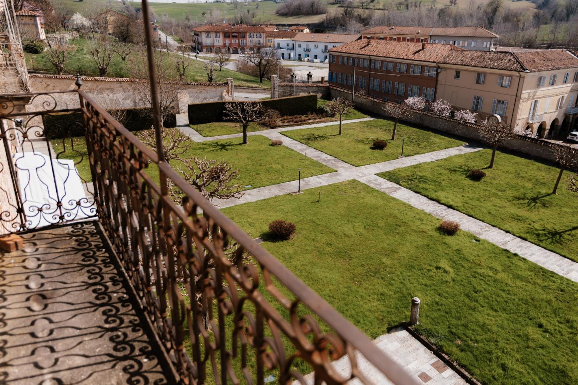 Casa Regina Montis Regalis Hotell Vicoforte Eksteriør bilde